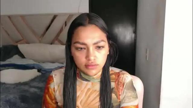 Image 3 of fairylatin Stream on Chaturbate on 1 month ago