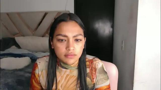 Image 4 of fairylatin Stream on Chaturbate on 1 month ago