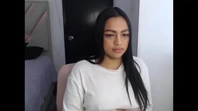 Image 10 of fairylatin Stream on Chaturbate on 1 month ago