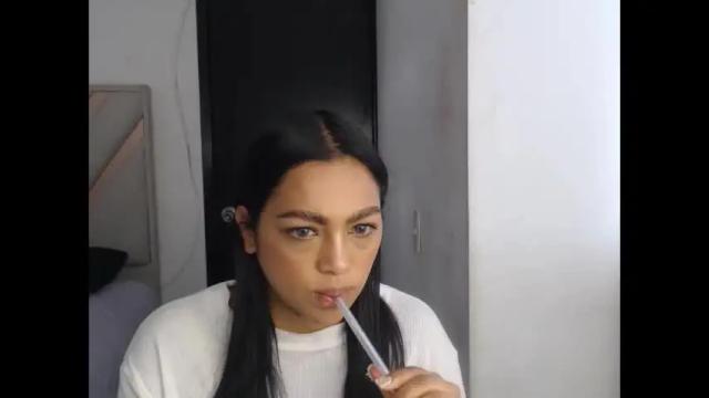 Image 4 of fairylatin Stream on Chaturbate on 1 month ago