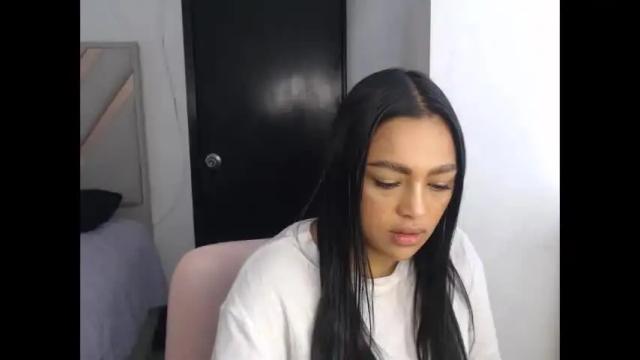 Image 8 of fairylatin Stream on Chaturbate on 1 month ago