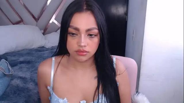 Image 3 of fairylatin Stream on Chaturbate on 28 days ago