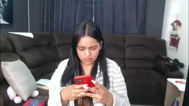 Image 3 of fairylatin Stream on Chaturbate on 1 month ago