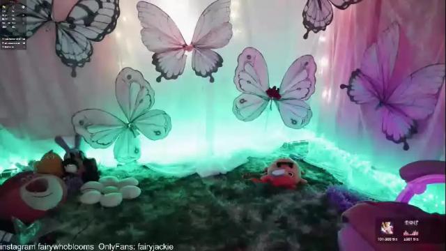 Image 11 of fairywhore Stream on Chaturbate on 2 months ago