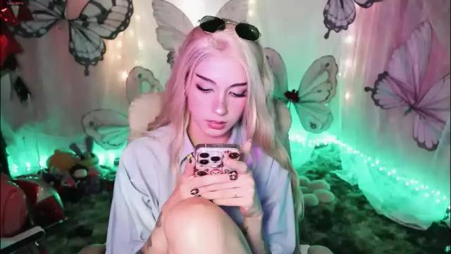 Image 3 of fairywhore Stream on Chaturbate on 1 month ago