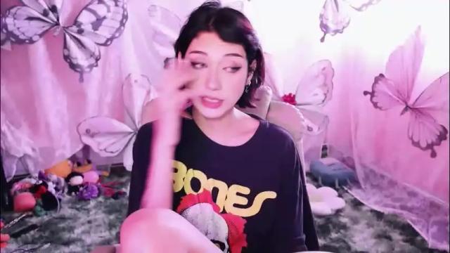 Image 3 of fairywhore Stream on Chaturbate on 1 month ago