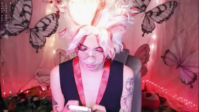 Image 7 of fairywhore Stream on Chaturbate on 23 days ago