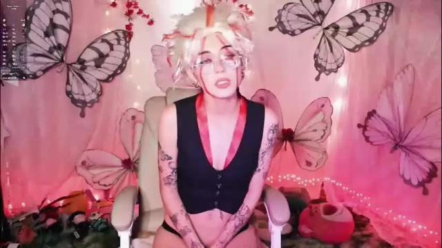 Image 8 of fairywhore Stream on Chaturbate on 23 days ago
