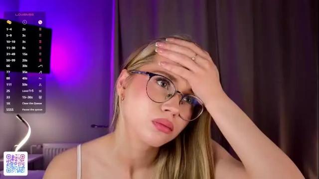 Image 3 of falinegelling Stream on Chaturbate on 25 days ago