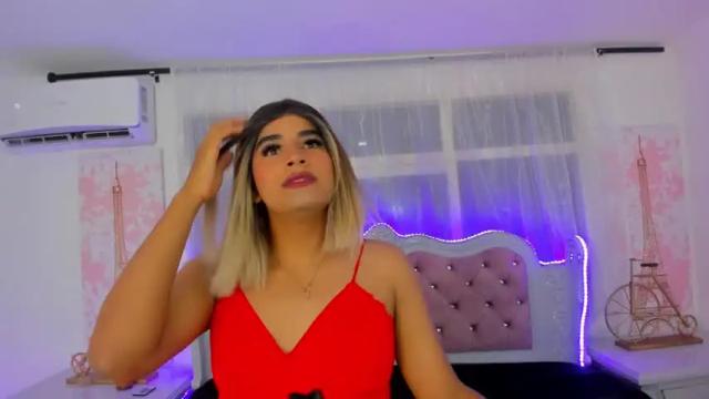 Image 12 of fallon_12 Stream on Chaturbate on 16 months ago