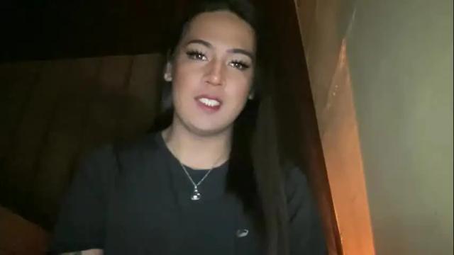 Image 10 of fallon_empress Stream on Chaturbate on 1 month ago