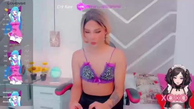 Image 3 of fallonsaenz Stream on Chaturbate on 18 months ago