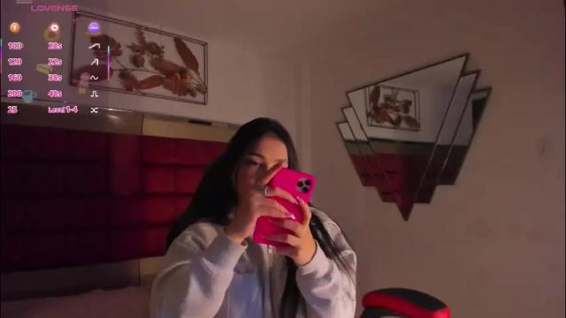 Thumbnail 1, faloonroussel's Stream at Chaturbate, 21 days ago