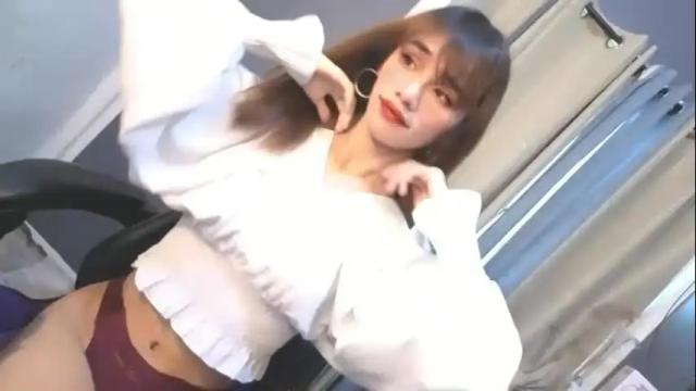 Image 11 of familystroke_twinny8 Stream on Chaturbate on 19 days ago