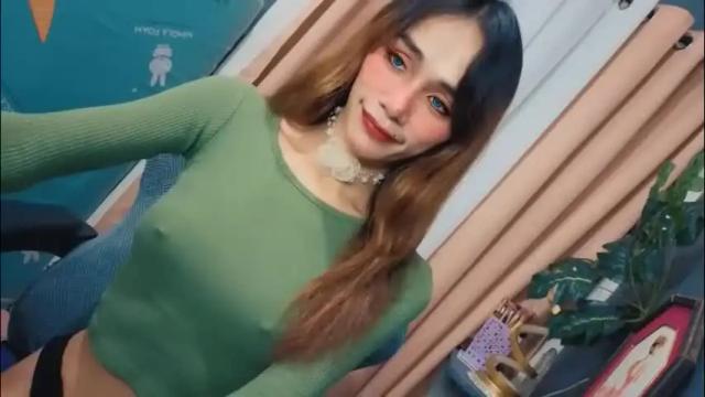Image 4 of familystroke_twinny8 Stream on Chaturbate on 1 month ago