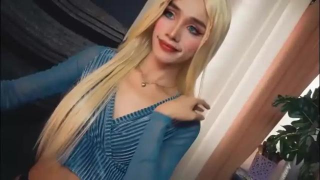 Image 4 of familystroke_twinny8 Stream on Chaturbate on 29 days ago