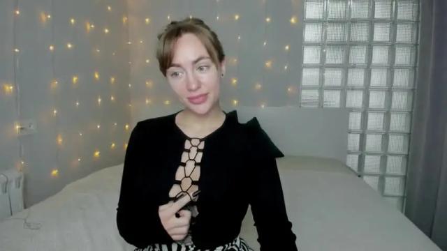 Image 12 of fancy__nancy Stream on Chaturbate on 18 months ago