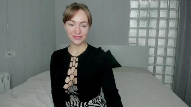 Image 6 of fancy__nancy Stream on Chaturbate on 18 months ago