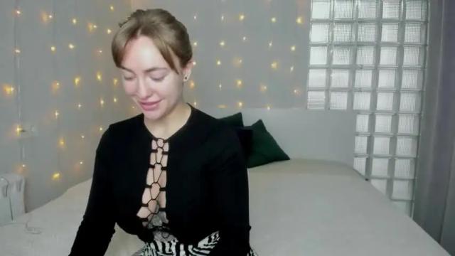 Image 7 of fancy__nancy Stream on Chaturbate on 18 months ago