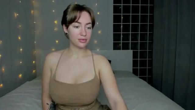 Image 11 of fancy__nancy Stream on Chaturbate on 18 months ago