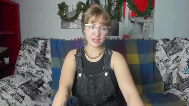 Image 7 of fancy__nancy Stream on Chaturbate on 17 months ago