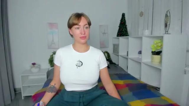 Image 7 of fancy__nancy Stream on Chaturbate on 17 months ago