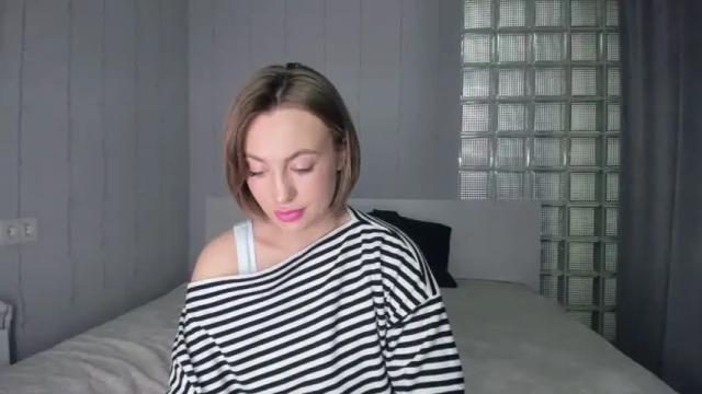 Image 11 of fancy__nancy Stream on Chaturbate on 14 months ago