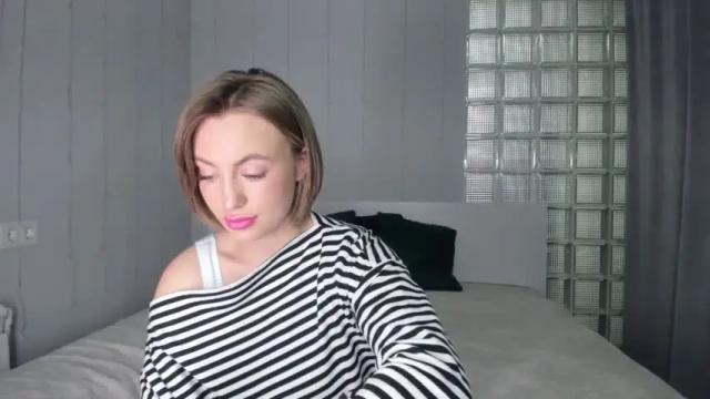 Image 8 of fancy__nancy Stream on Chaturbate on 14 months ago