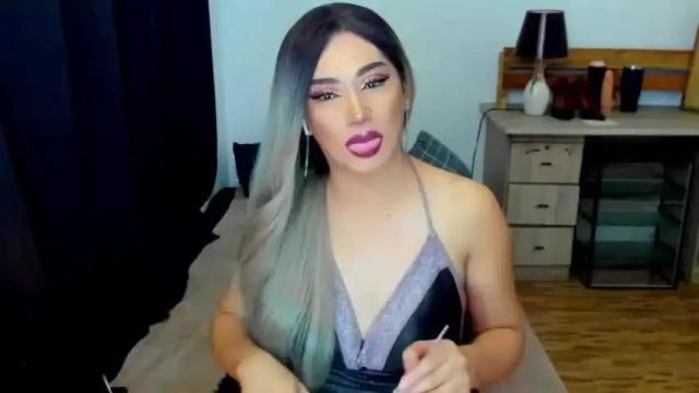 Image 3 of fancyshainexxx Stream on Chaturbate on 20 months ago