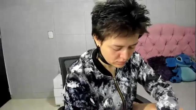 Image 10 of fanny_18 Stream on Chaturbate on 2 months ago