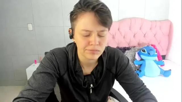 Image 12 of fanny_18 Stream on Chaturbate on 23 days ago