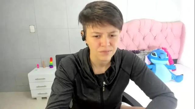Image 6 of fanny_18 Stream on Chaturbate on 23 days ago