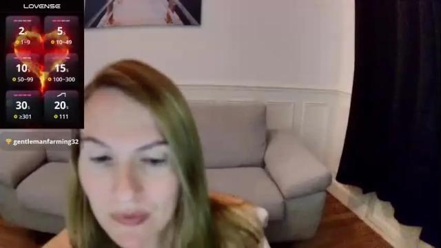 Image 4 of fanny_posy Stream on Chaturbate on 1 month ago