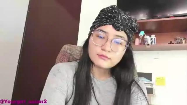 Image 2 of fantastic_asians2 Stream on Chaturbate on 14 months ago