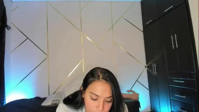 Image 7 of fantasy_33 Stream on Chaturbate on 1 month ago