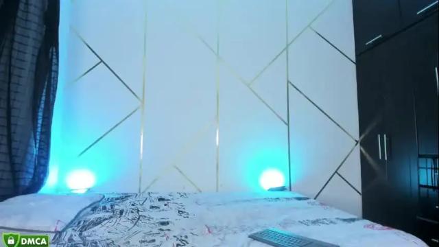 Image 2 of fantasy_33 Stream on Chaturbate on 16 days ago