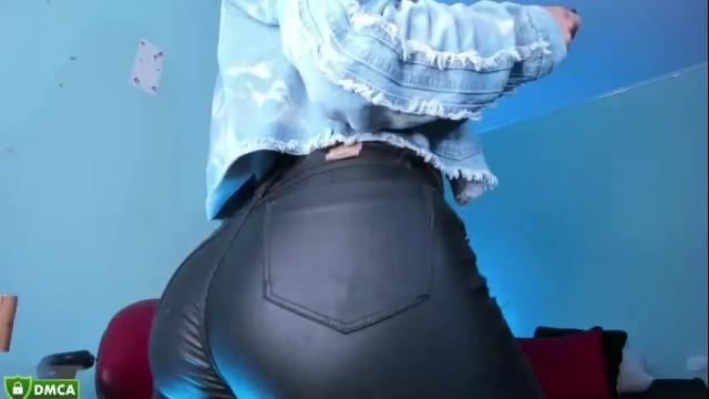 Image 8 of fantasy_33 Stream on Chaturbate on 2 days ago