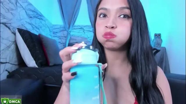 Image 6 of fantasy_33 Stream on Chaturbate on 14 days ago