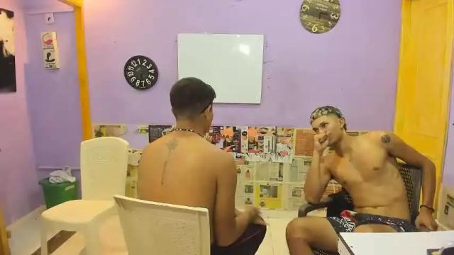 Image 6 of fantasy_bisexual Stream on Chaturbate on 14 months ago