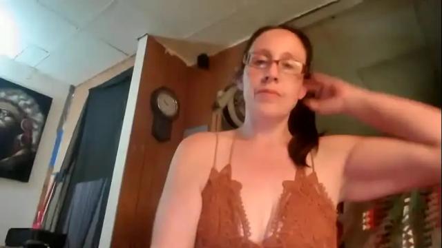 Thumbnail 2, fapqueenc17's Stream at Chaturbate, 4 months ago