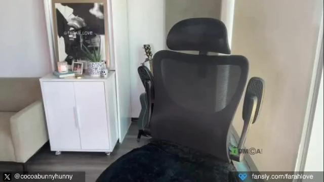 Image 8 of farah_love Stream on Chaturbate on 3 months ago