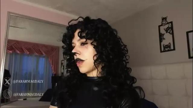 Image 3 of farahh_magdaly Stream on Chaturbate on 1 month ago
