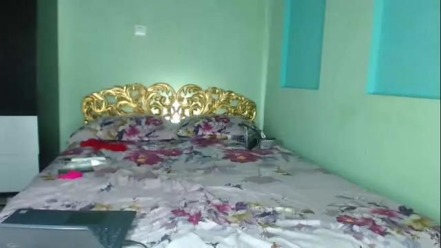 Image 4 of farfalina_hot Stream on Chaturbate on 24 days ago