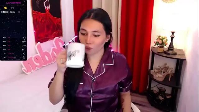 Thumbnail 1, farrah_usan's Stream at Chaturbate, 27 months ago