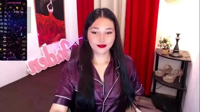 Image 2 of farrah_usan Stream on Chaturbate on 27 months ago