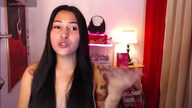 Image 4 of farrah_usan Stream on Chaturbate on 1 month ago