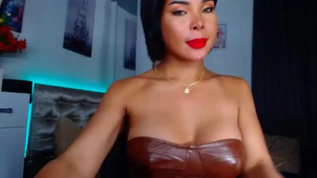 Image 8 of farrahceevy Stream on Chaturbate on 17 months ago