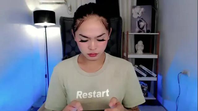 Image 4 of farrahmoanx Stream on Chaturbate on 5 months ago