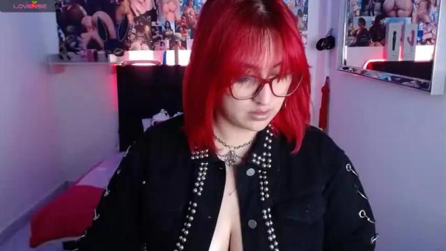 Image 8 of faryh_electra1 Stream on Chaturbate on 15 months ago
