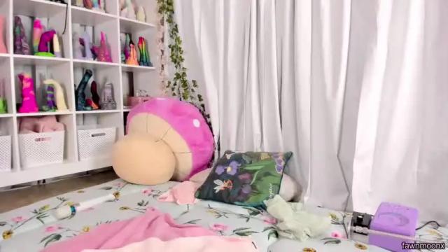 Image 12 of fawnmoonx Stream on Chaturbate on 18 months ago